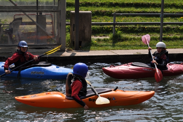Canoe and kayak courses for children 